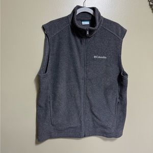 Grey Columbia Zip‎ Up Vest, Size M